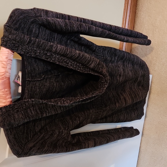 Roxy tunic style sweater. ❤️ - Picture 4 of 5